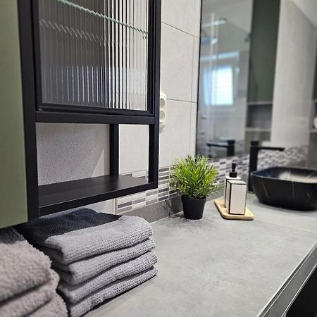 Apartments Noa&Jakov Zaboric Buitenkant foto